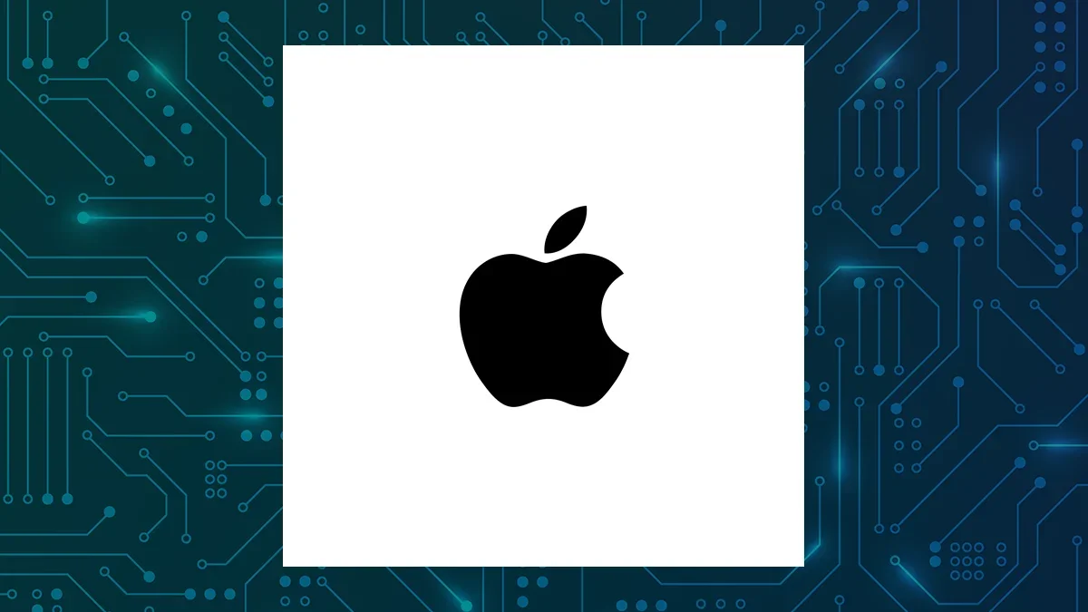 Fort Washington Advisors Cuts Apple (AAPL) Stake by 5% in Q4 2025