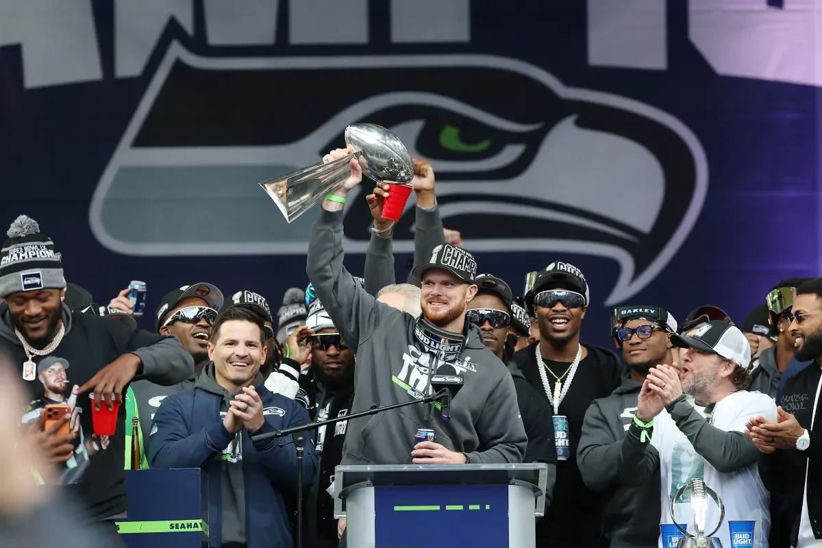 Tech Titans Eyeing Seahawks Acquisition Amidst Team Sale