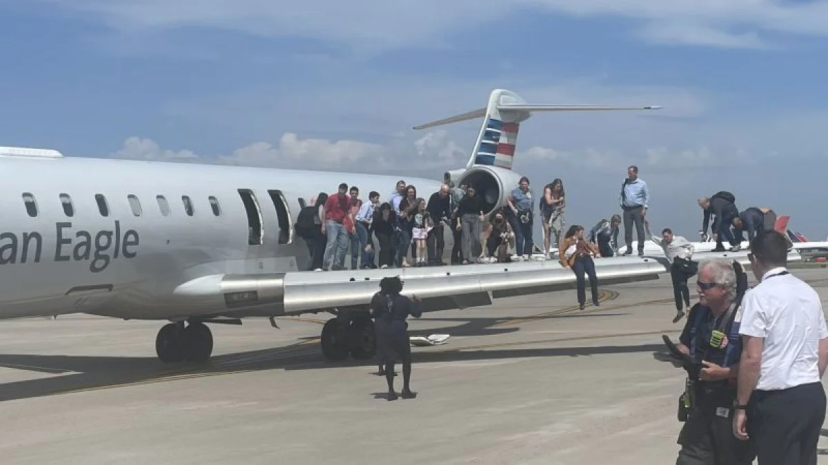 American Airlines plane, with Congressman onboard, makes emergency landing after smoke detected in the cabin | CNN