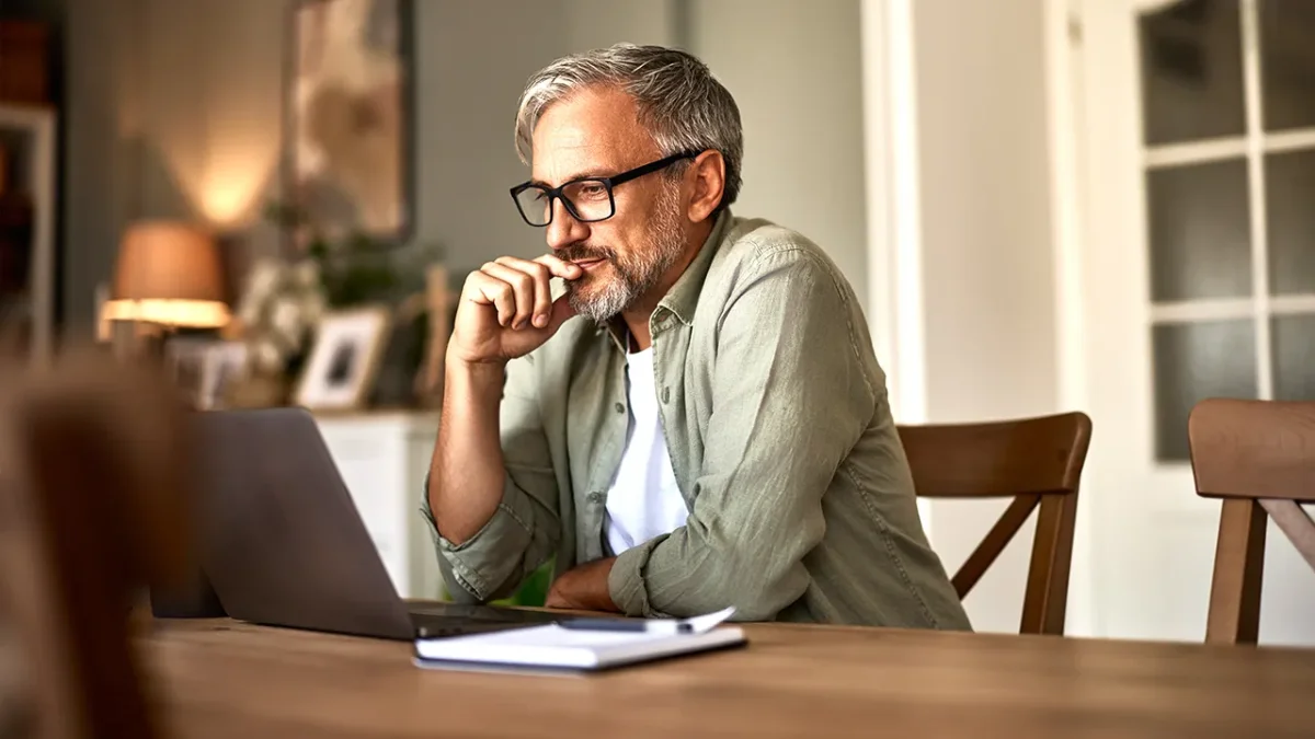 Mindful Sitting May Sharply Lower Dementia Odds, New Study Indicates