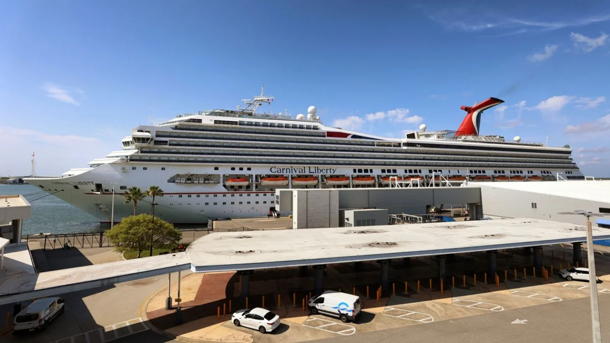 Cruise Line Faces Multi-Million Dollar Lawsuit Over Alleged Deck Burn Incident